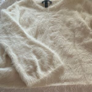 Ellen Tracy Cream Fuzzy V-Neck Sweater